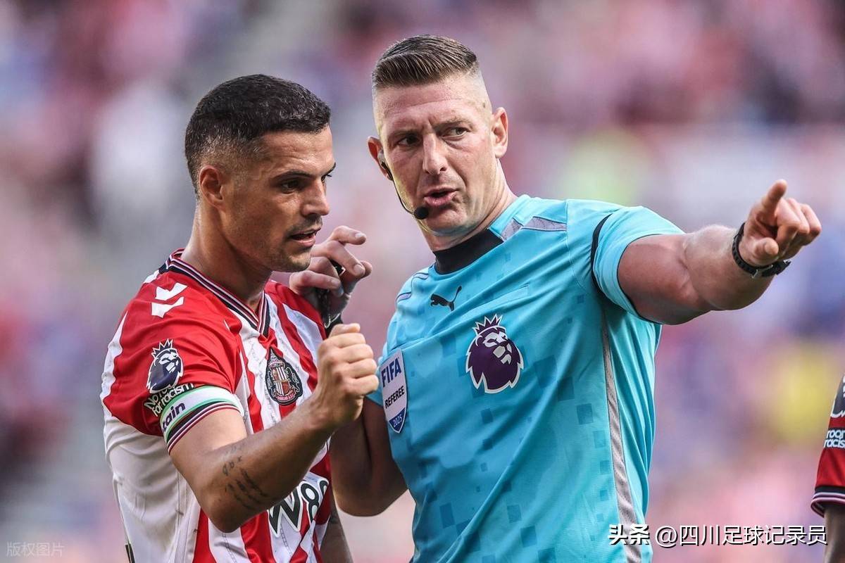 爱游戏平台体验关于西甲倒计时；曼城集结日防线松动；细节引发关注；悬念犹存；临场指挥获称赞的信息